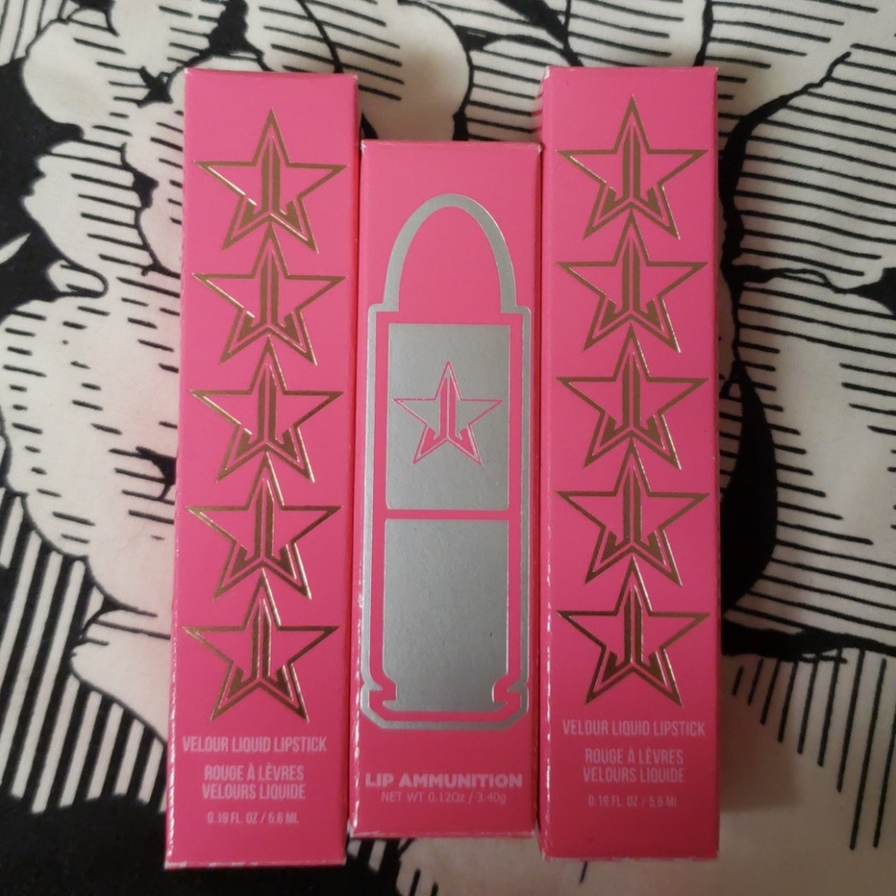 3 Jeffree Star lips !